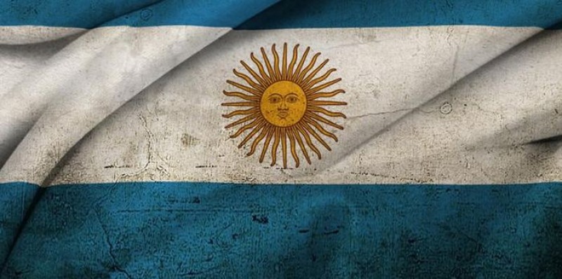Macri reduz retenciones da soja para 30% e zera para demais exportações do agro