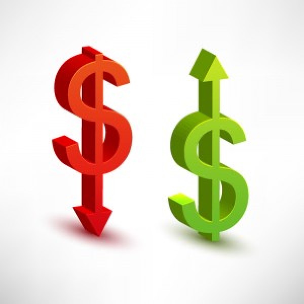 Dólar sobe ante o real com cena política e briga pela Ptax