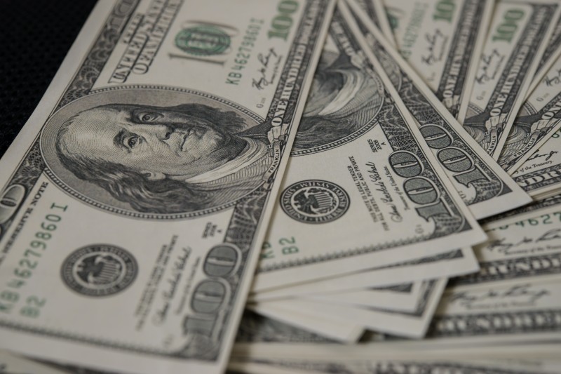 Com dólar acima de R$ 5,50, agro pode ter novo cenário em 2025, projeta Cepea